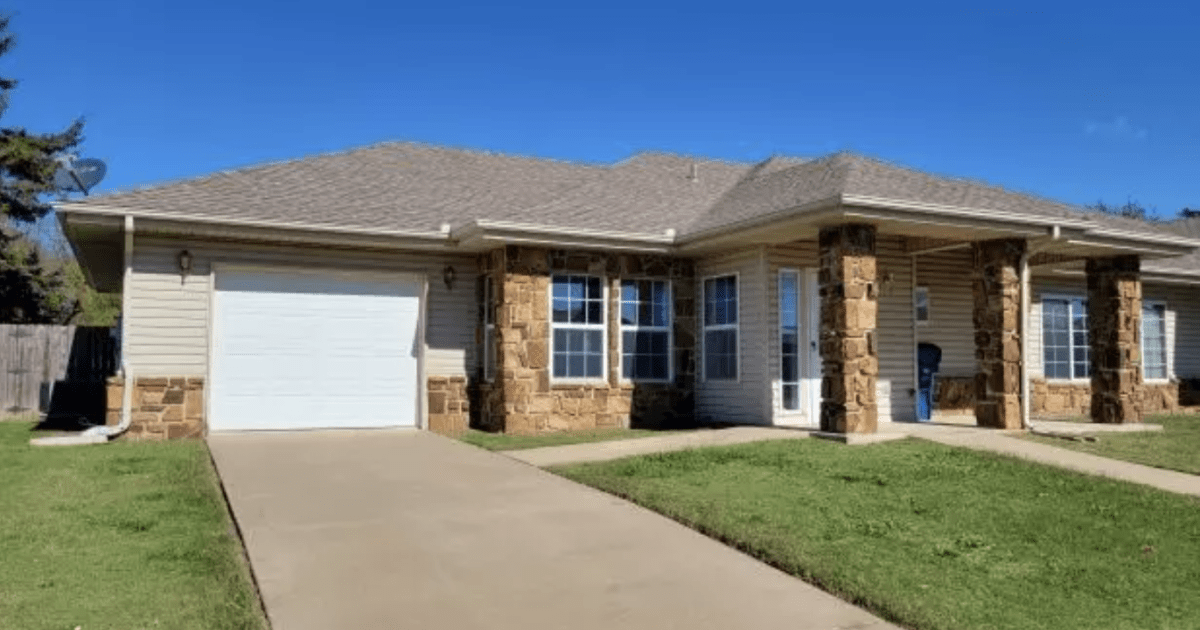 Pawhuska Senior Housing Receives New Air Conditioning Units, Clean
